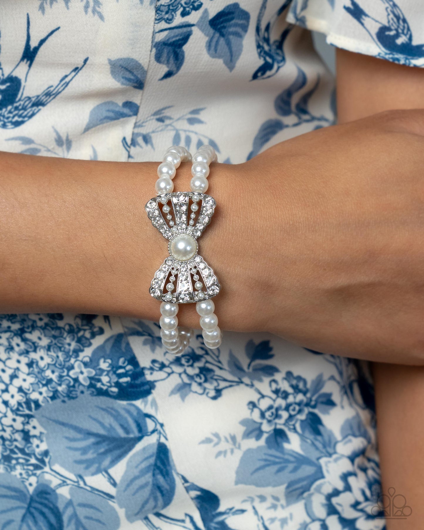 Complete Look - Bracelet/Earring Set